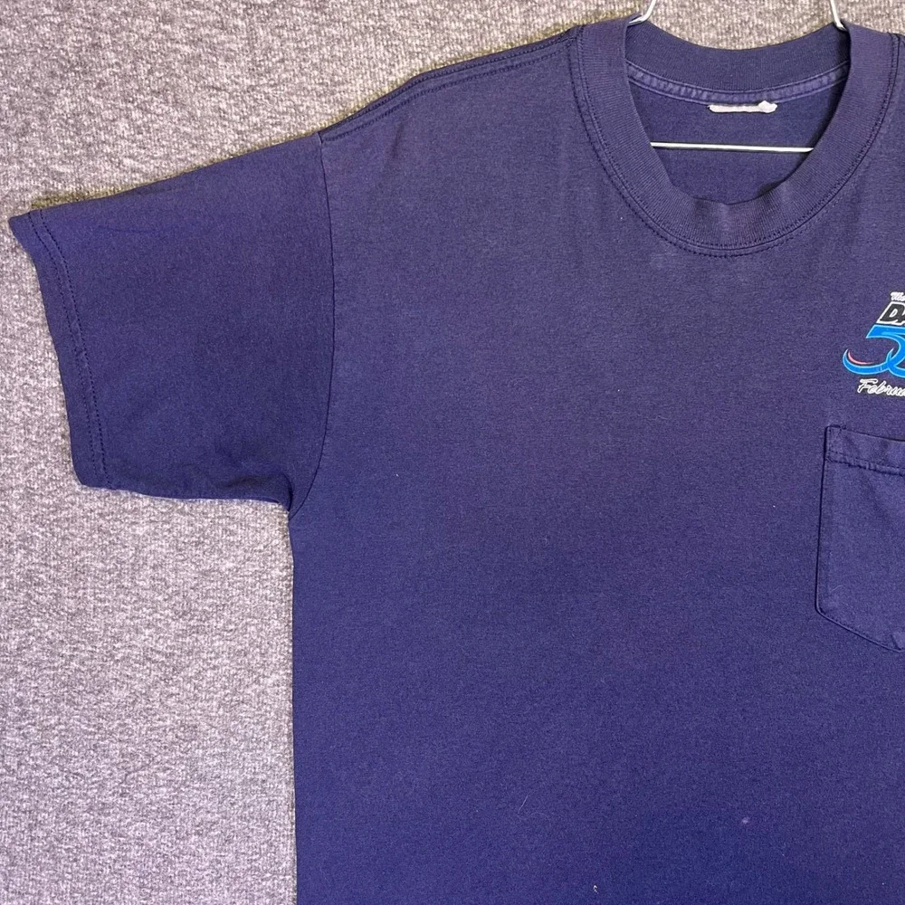 Daytona 500 Shirt Mens L Navy‎ Blue Vintage 2001 Racing Pocket Graphic Tee